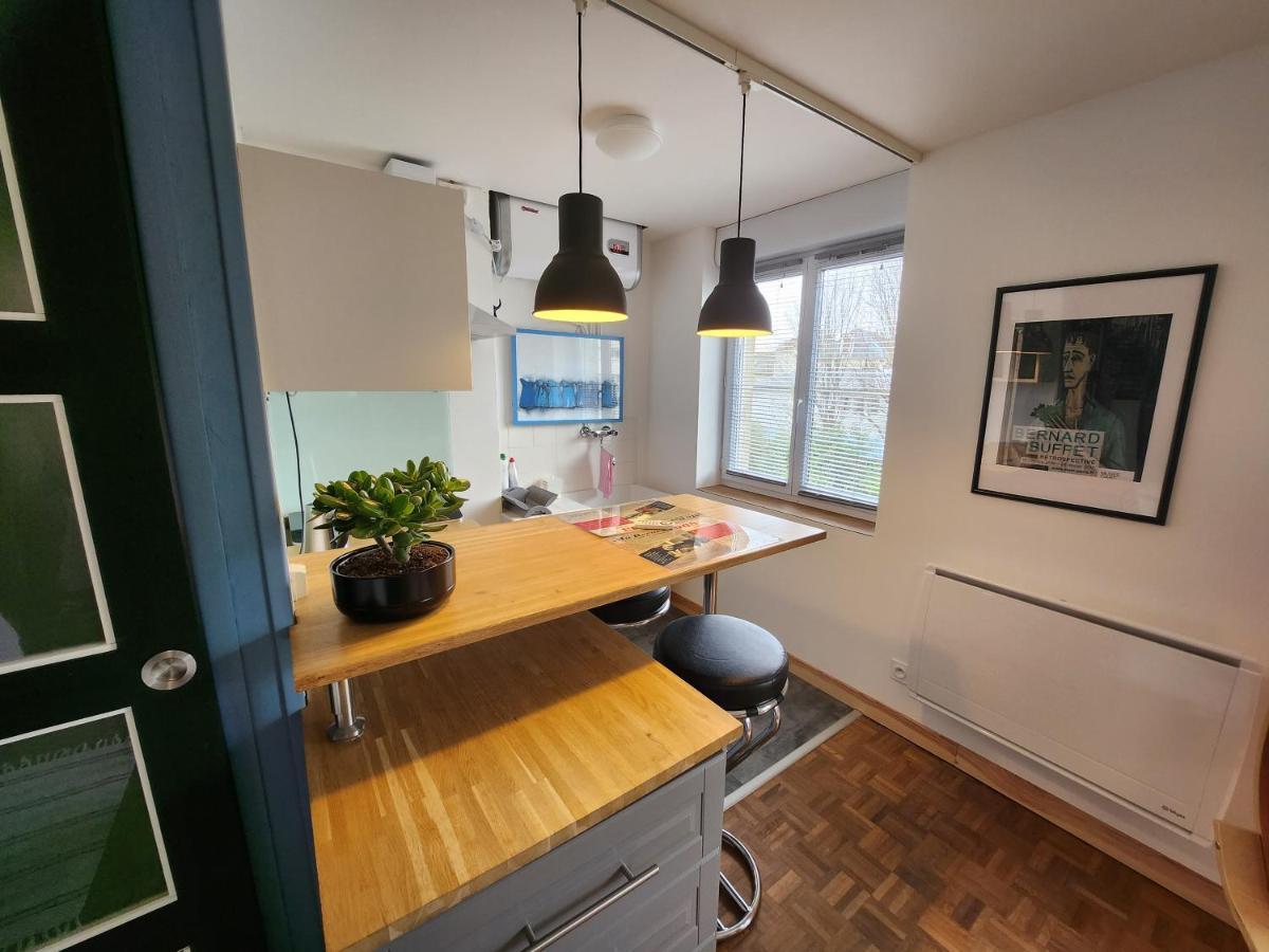 Le Seattle - Studio Cosy Avec Wifi Кан Екстериор снимка