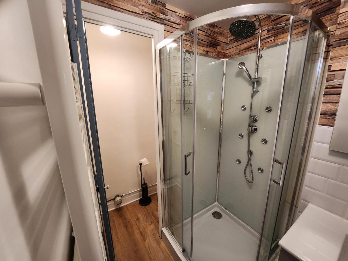Le Seattle - Studio Cosy Avec Wifi Кан Екстериор снимка